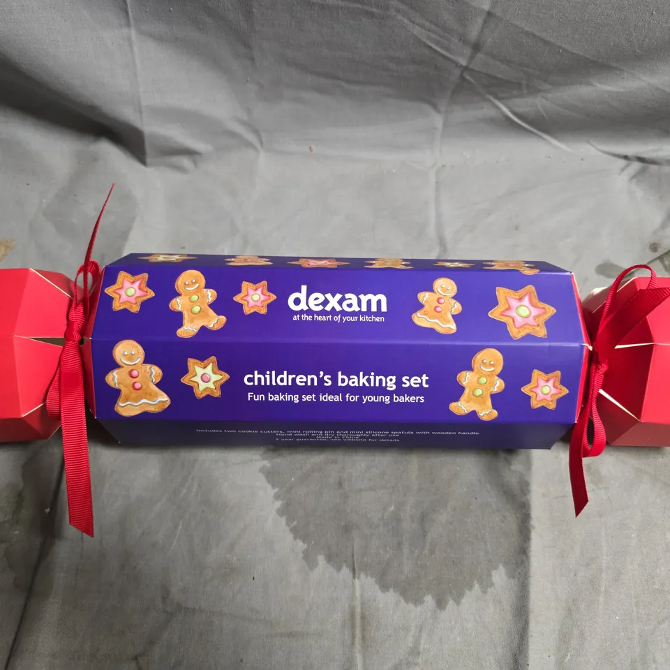 6 X DEXAM CHILDRENS BAKING SETS 