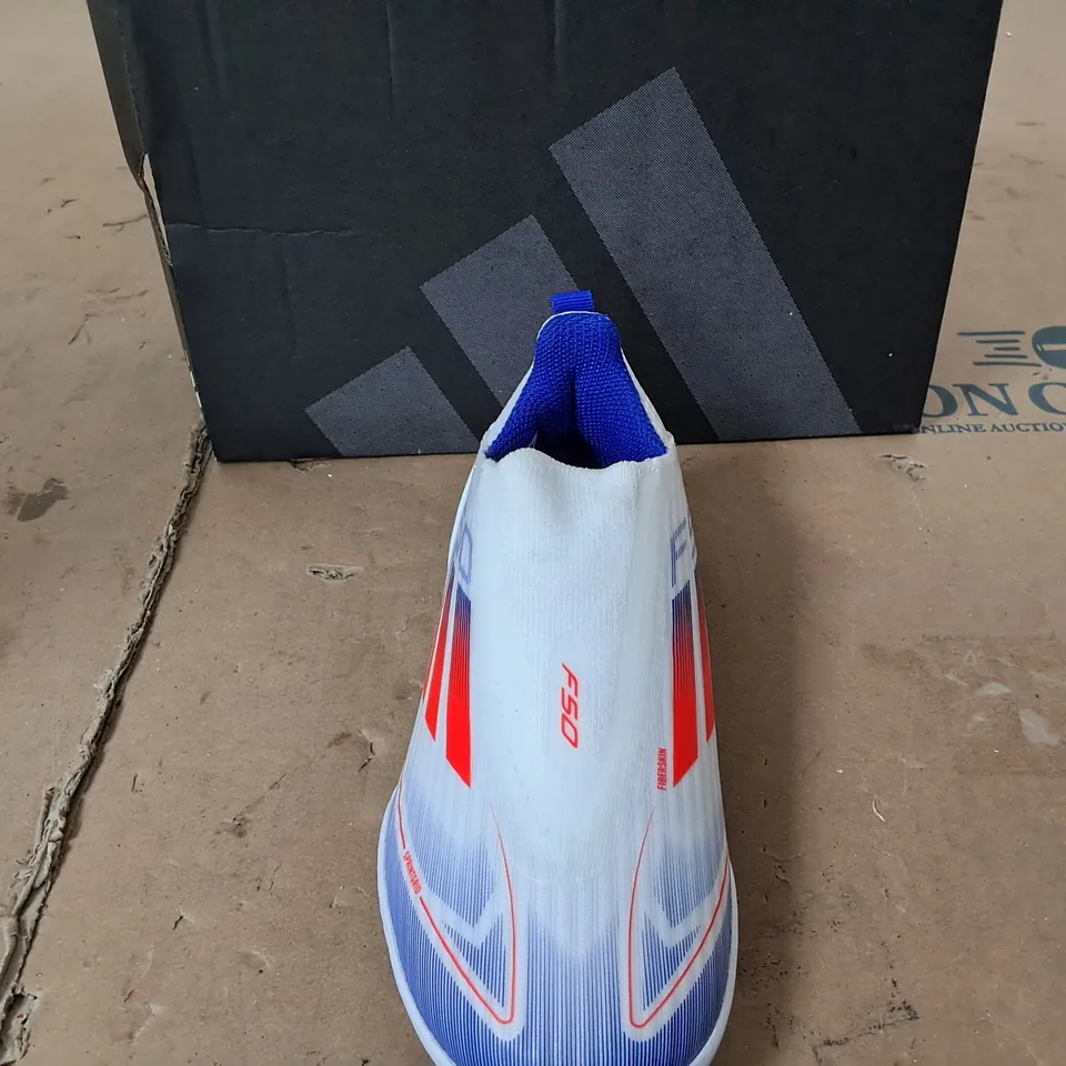 BOXED PAIR OF ADIDAS F50 LEAGUE LL TF J FOOTBALL BOOTS UK 11K 