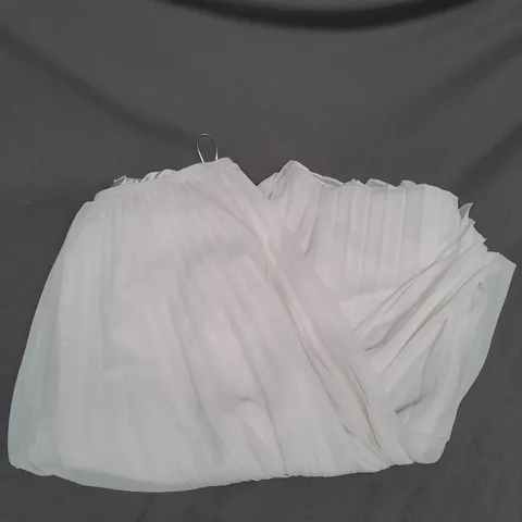 JACQUES VERT CREPE PLEAT SKIRT IN IVORY SIZE 16