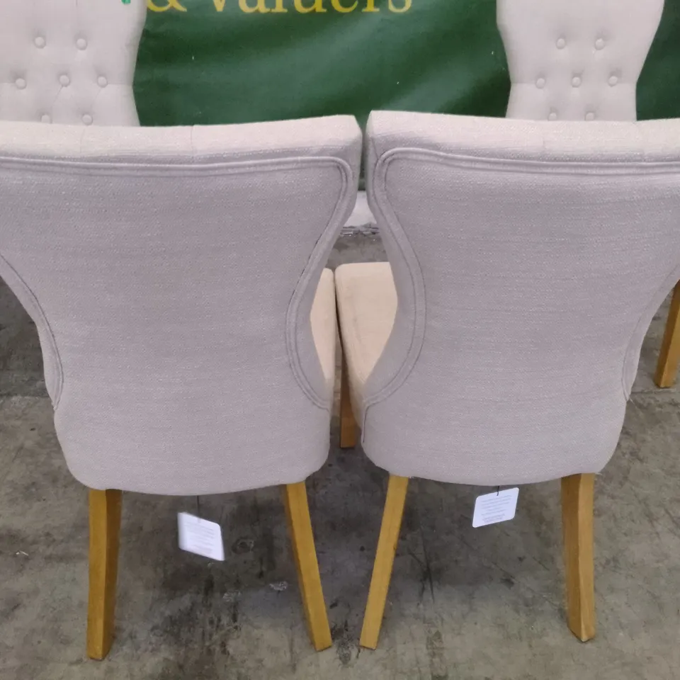 SET OF 4 NEW BEWLEY OATMEAL FABRIC BUTTON BACK DINING CHAIRS (OAK LEG)