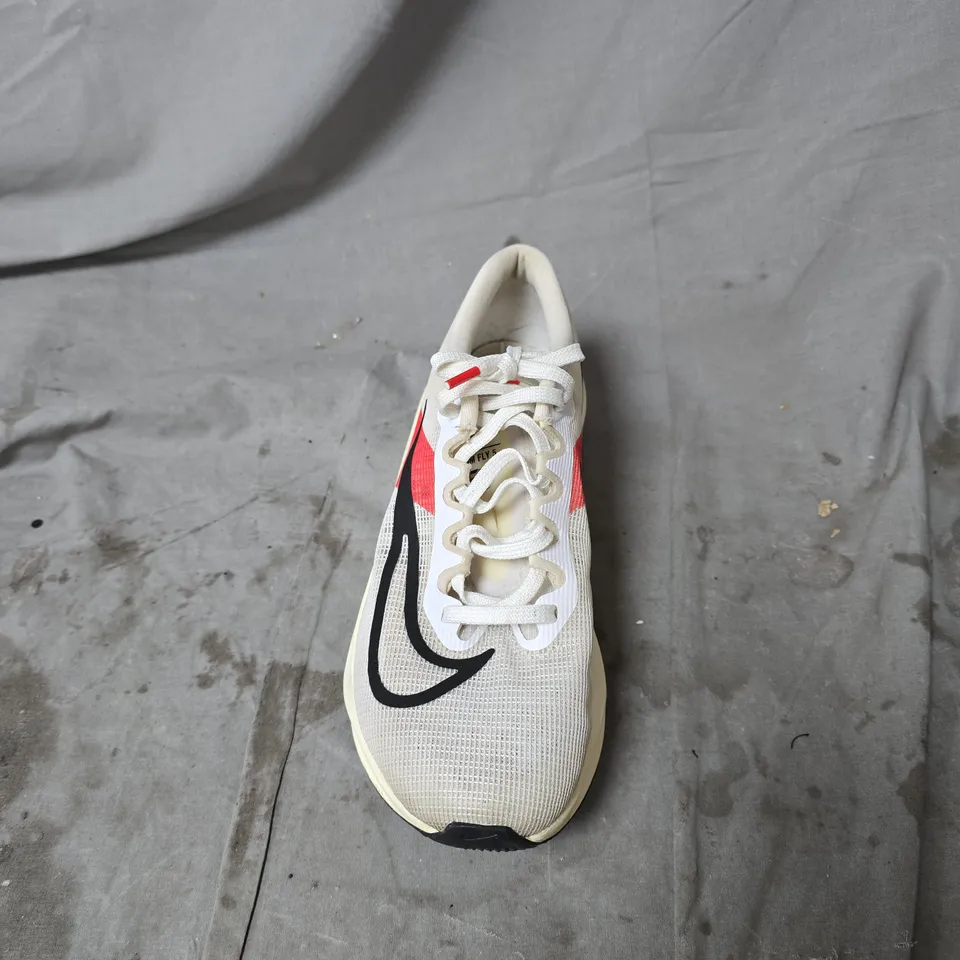 NIKE ZOOM X "E KIPCHAGE" RUNNING SHOES – WHITE/GREY WITH BLACK SWOOSH SIZE 6.5