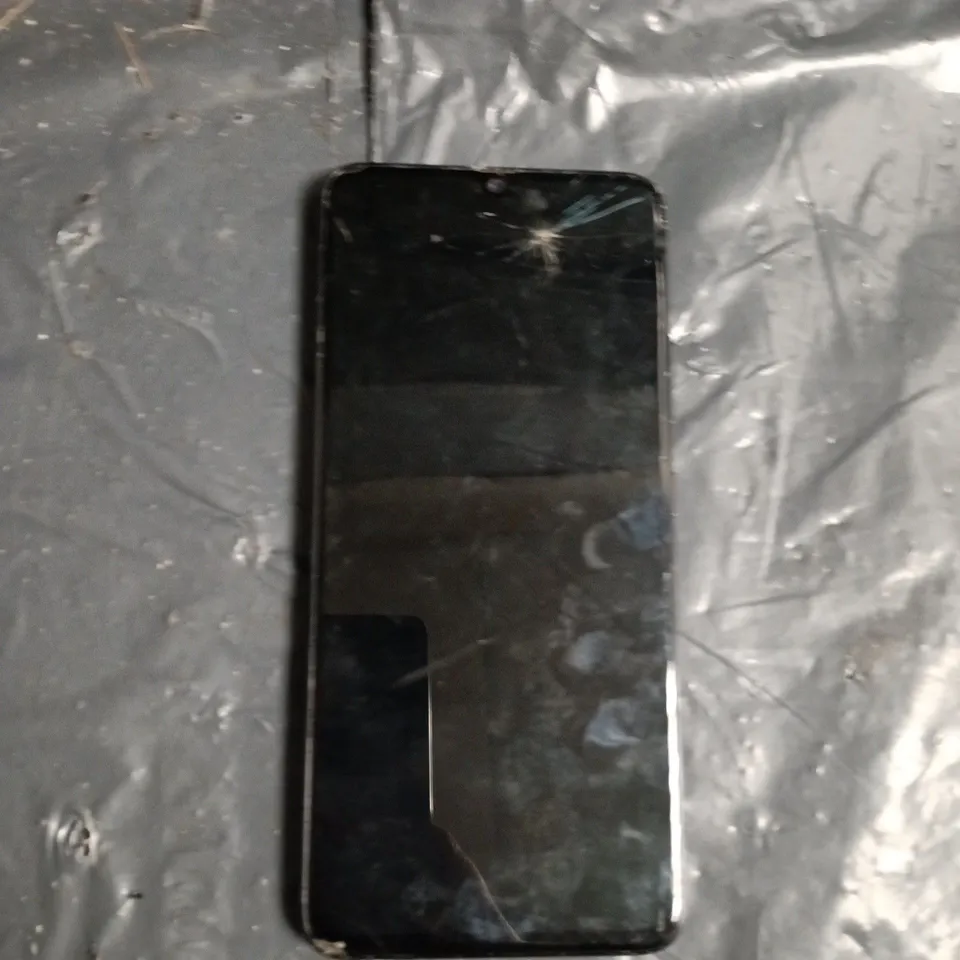 SAMSUNG MOBILE PHONE - MODEL UNSPECIFIED