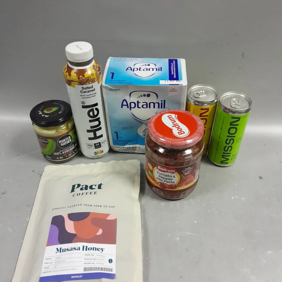 APPROXIMATELY 15 ASSORTED FOOD & DRINK PRODUCTS TO INCLUDE MISSION ENERGY DRINKS, PACT COFFEE, HUEL DRINKS ETC 