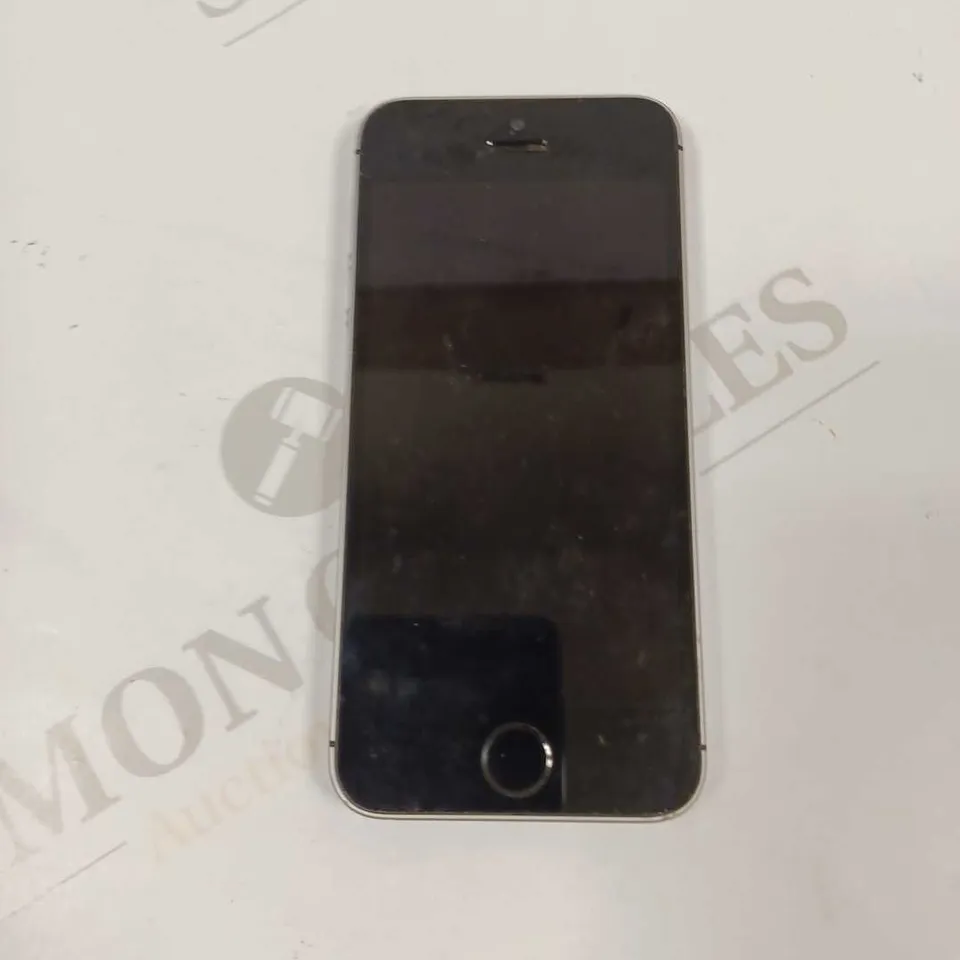 IPHONE SE (FIRST GENERATION)