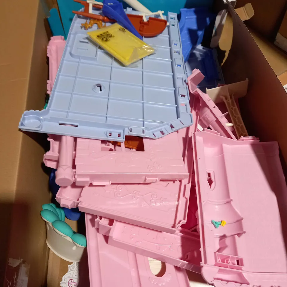 DISNEY PRINCESS COMFY SQUAD CASTLE DOLLS NOT INCLUDED 