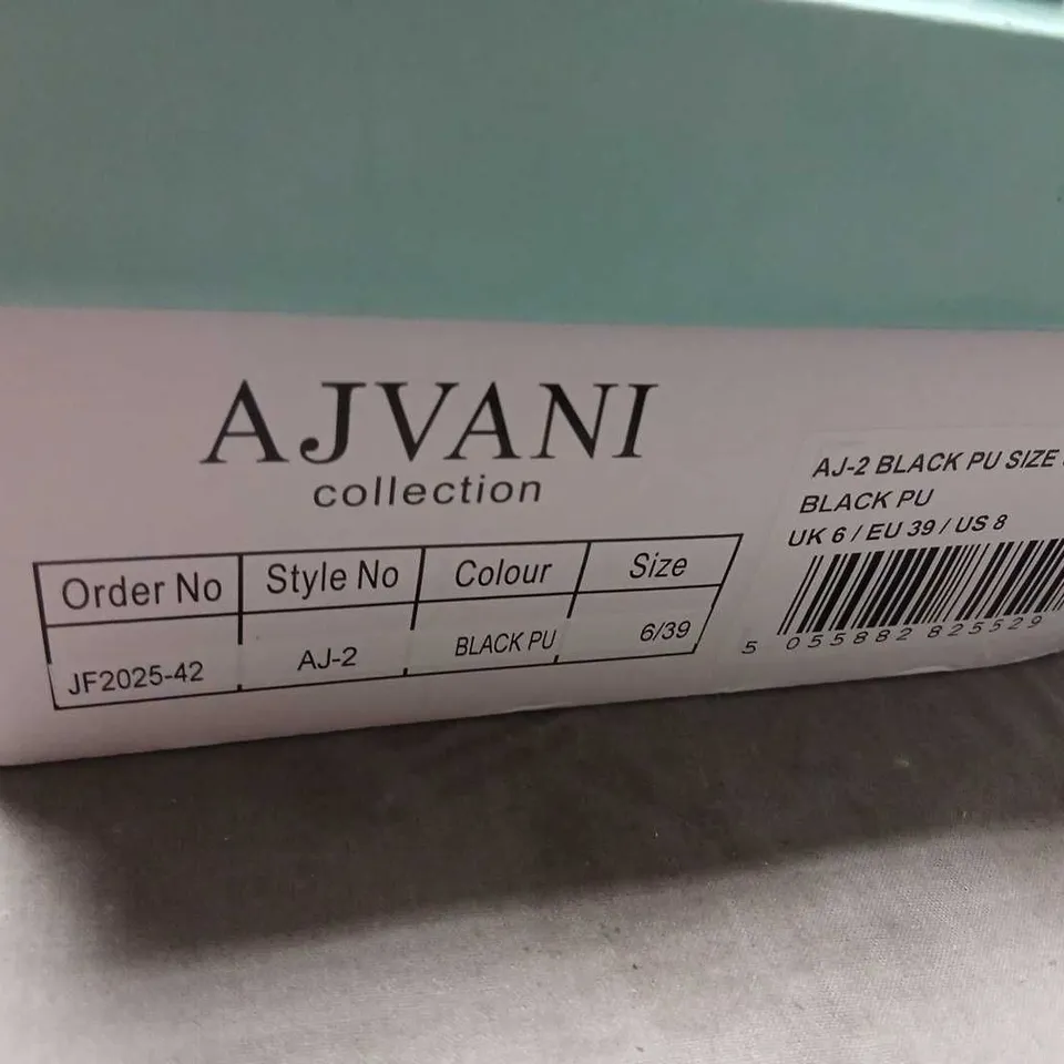 AJVANI COLLECTION BLACK PU MARY JANE HEELS – UK 6 (EU 39)