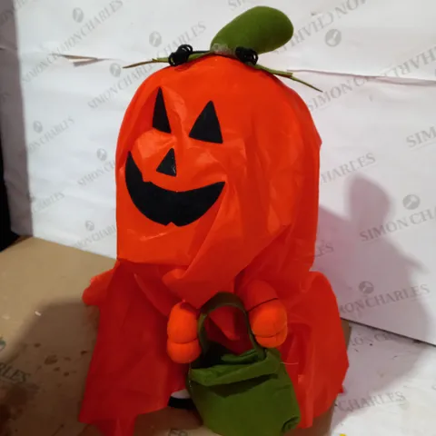 STANDING PUMPKIN GHOST