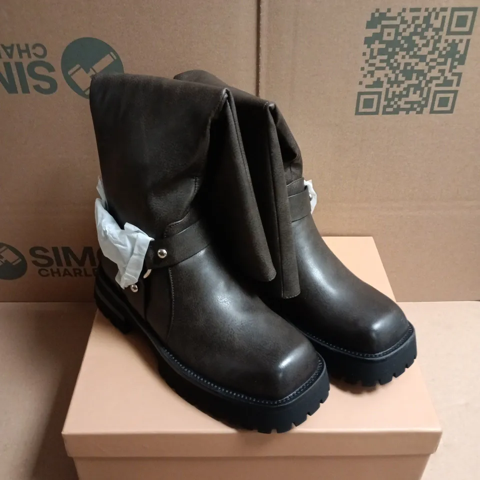 BOXED PAIR OF SIMMI LONDON BUCKLE-STRAP BIKER BOOTS - 4