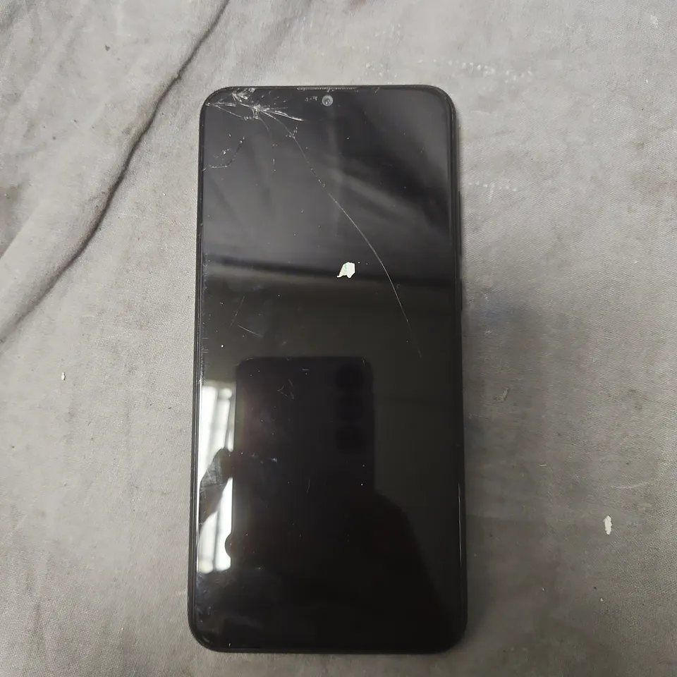 huewei p smart 2019 smartphone