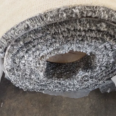 ROLL OF QUALITY HEARTLANDS HEATHERS WROUGHT IRON CARPET APPROXIMATELY 5M × 3.45M