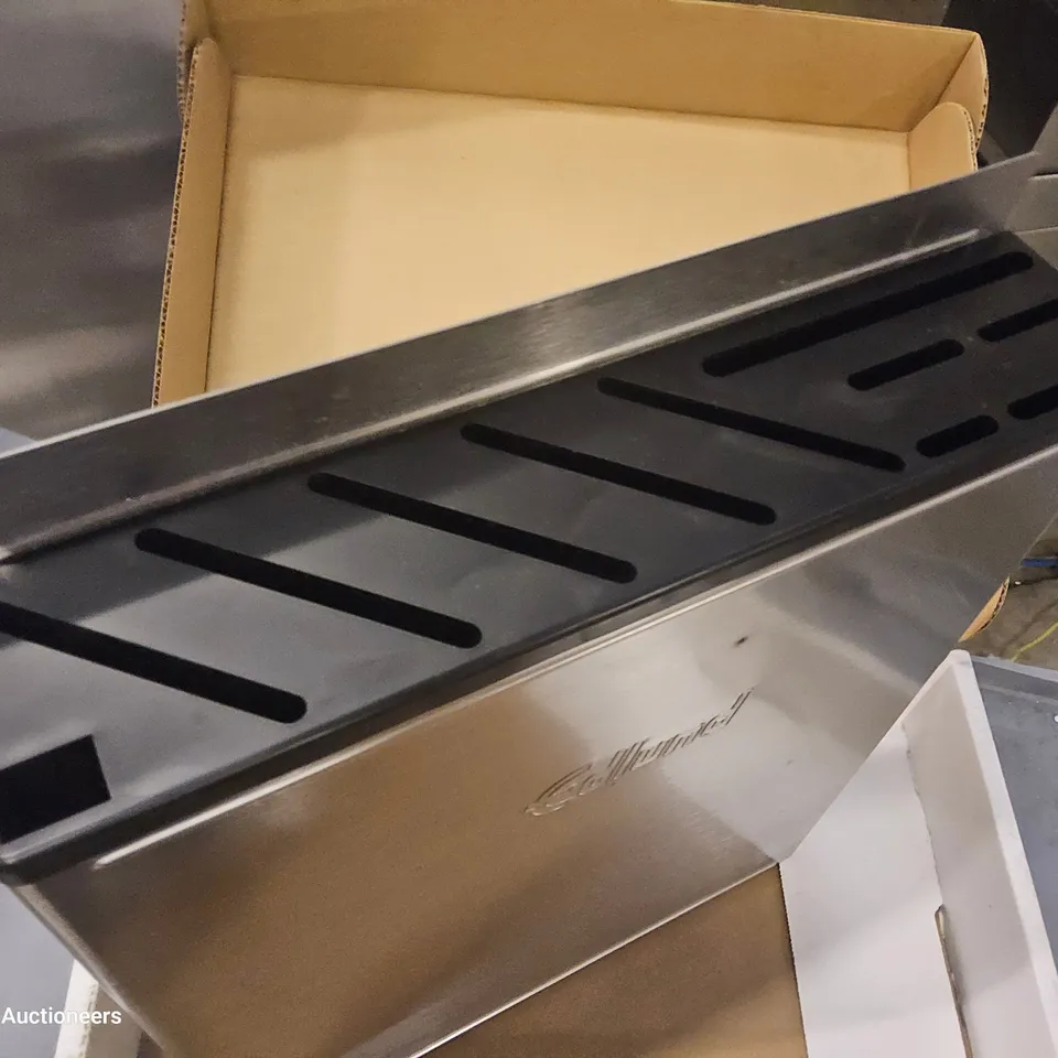 BOXED EDLUND WALL MOUNTER STAINLESS STEEL KNIFE BLOCK