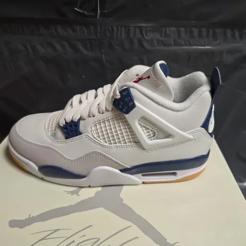 AIR JORDAN 4 RETRO SP SUMMIT WHITE/WHITE-NAVY SNEAKERS – UK 5.5 (US 6) (VERIFY SIZE)