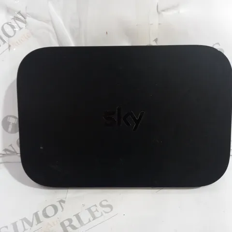 SKY EM150 Q MINI BOX