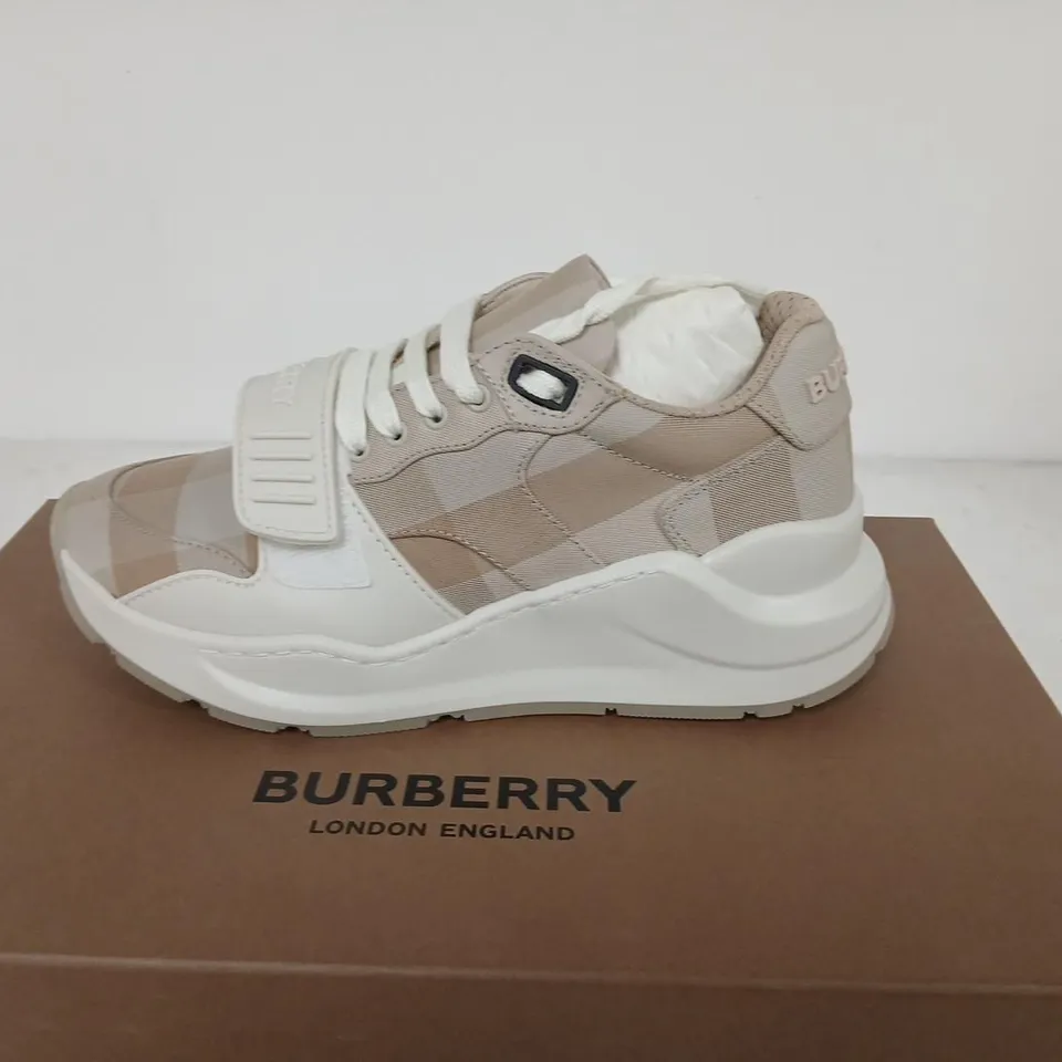 BURBERRY LOW TOP TRAINERS – SOFT FAWN CHECK, UK 3.5 (EU 35)