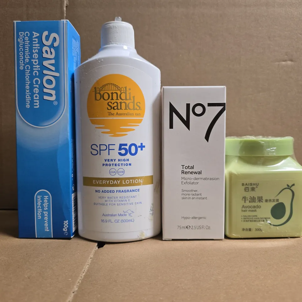 APPROXIMATELY 15 ASSORTED HEALTH & BEAUTY PRODUCTS TO INCLUDE NO7, BONDI SANDS AND SAVLON