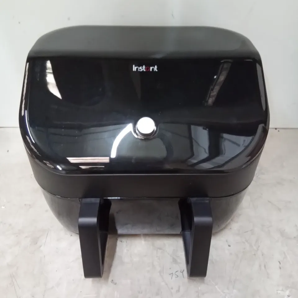 BOXED INSTANT VORTEX 8 IN 1 DUAL AIR FRYER 7.6L 