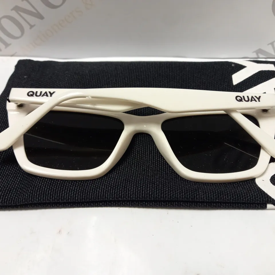 QUAY CALL THE SHOTS CAT EYE SUNGLASSES