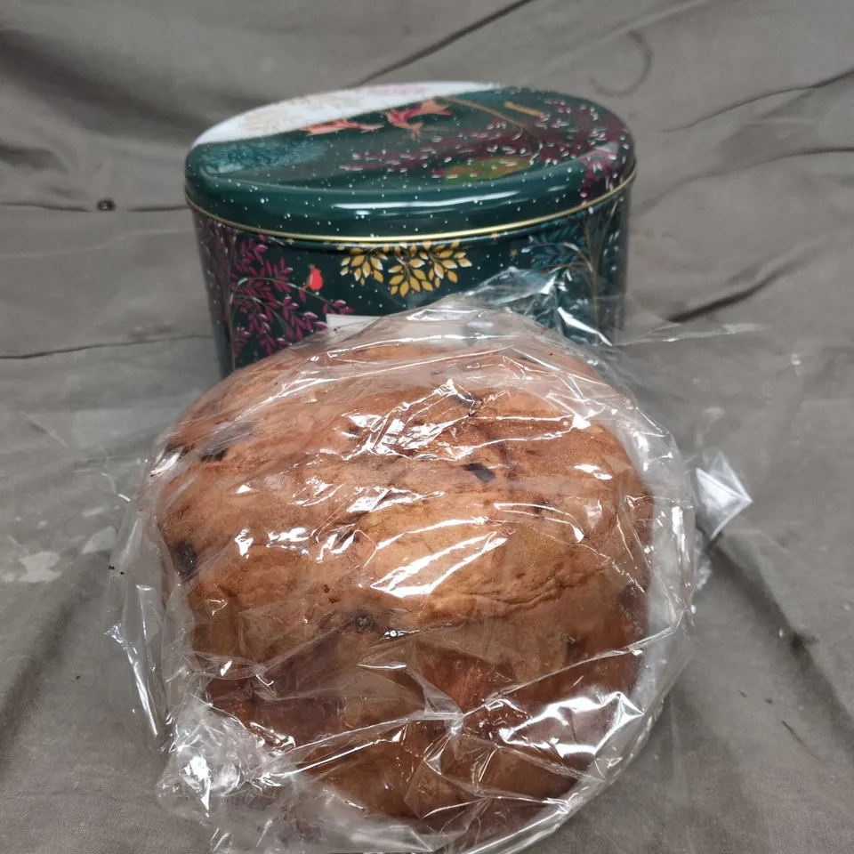 SARA MILLER LONDON PISTACHIO PANETTONE IN DECORATIVE TIN – 750G