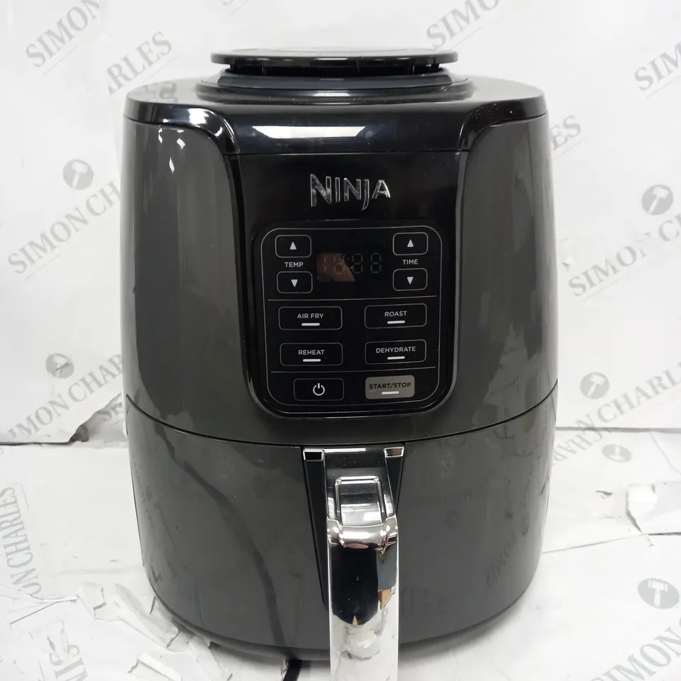 BOXED NINJA AIR FRYER 3.8L AF100UK