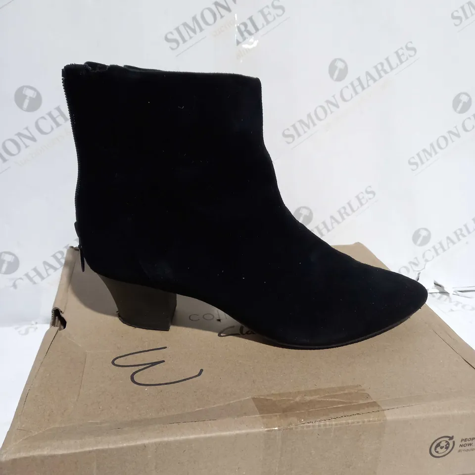 CLANKS MAYE ANKLE BOOT SIZE 6 BLACK SUEDE 