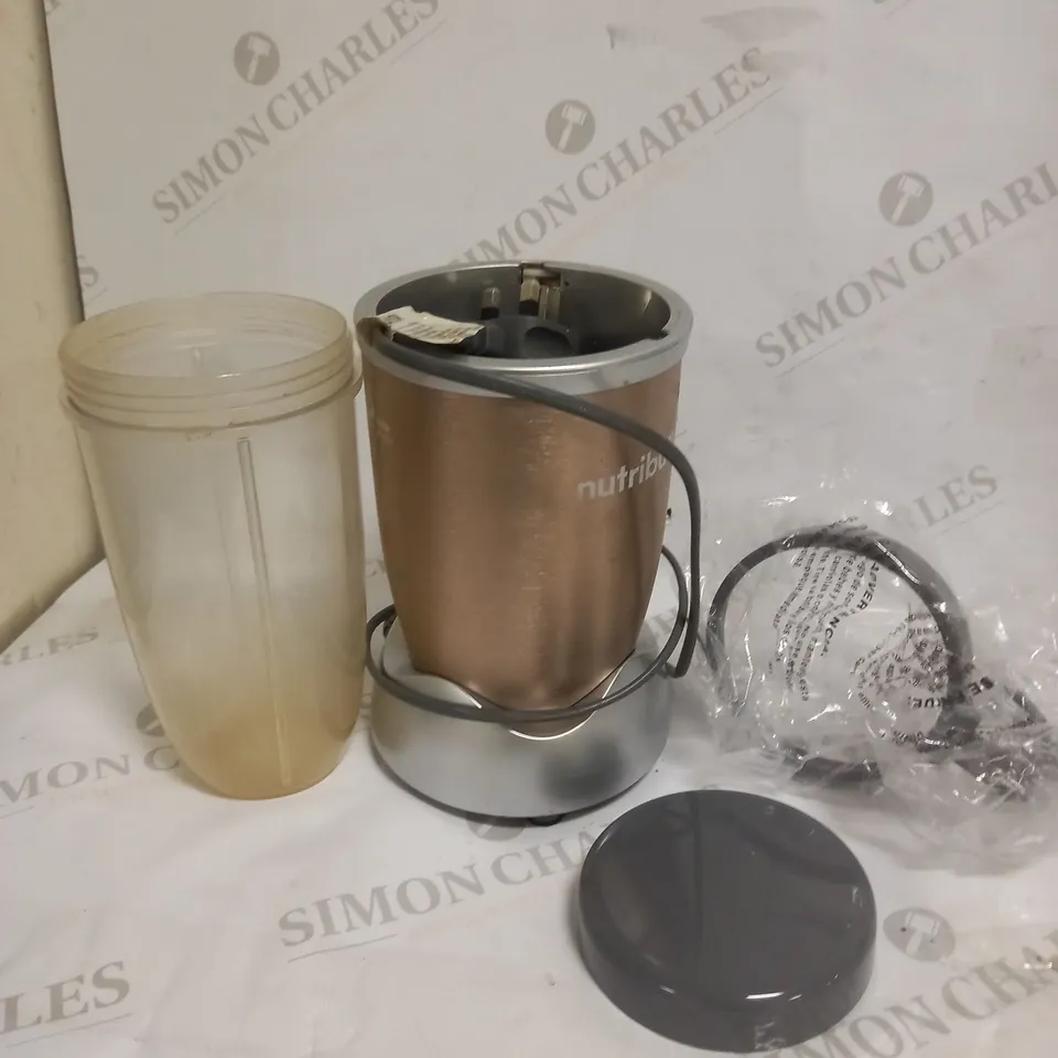 NUTRIBULLET 900W BLENDER CHAMPAGNE MULTI-FUNCTION SMOOTHIE MAKER