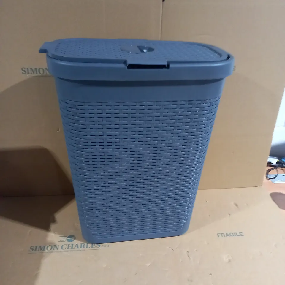 ADDIS FAUX RATTAN 40LTR SLIM LAUNDRY HAMPER RRP £24.99