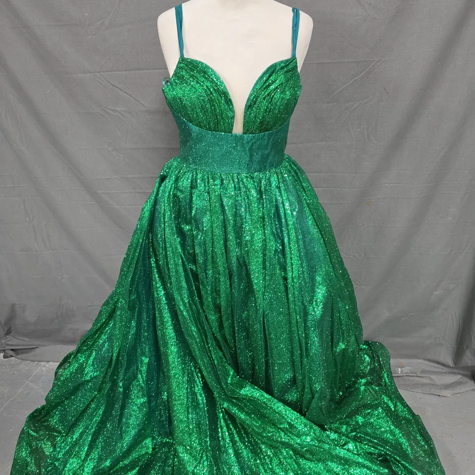 EMERALD LONG OFF THE SHOULDER SLEEVELESS GLITTER DRESS - SIZE SMALL