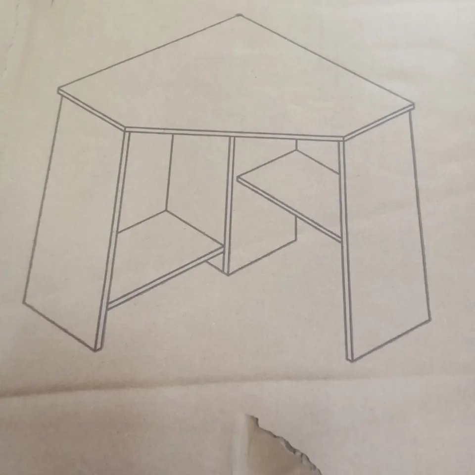 BOXED LASSIC HETTON COMPUTER DESC - WHITE