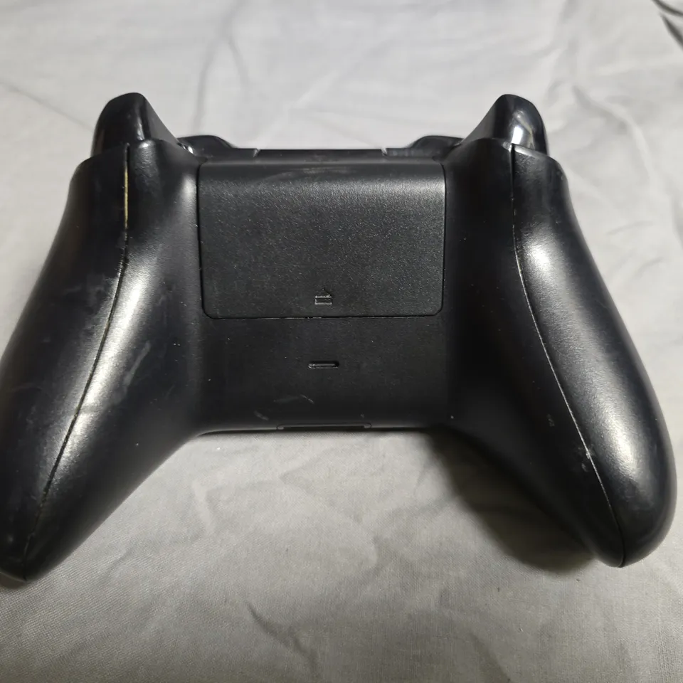MICROSOFT WIRELESS CONTROLLER FOR XBOX ONE IN BLACK 1537