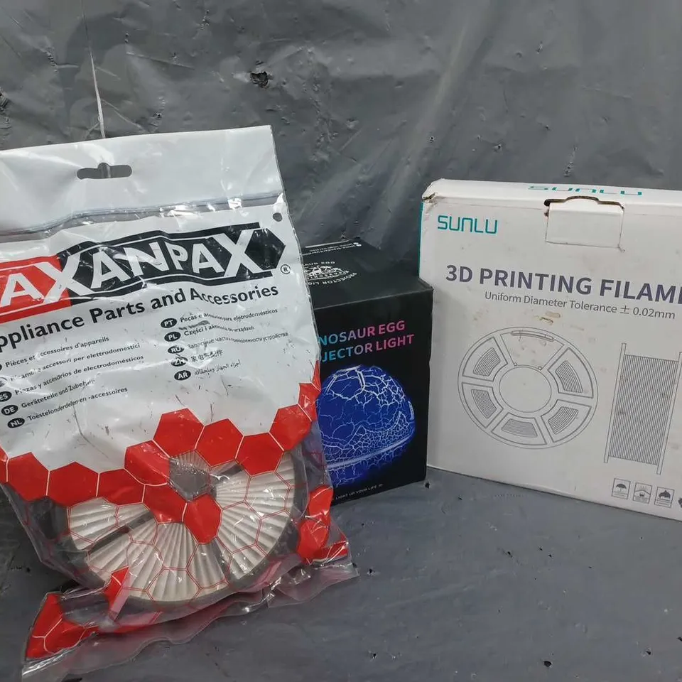 APROXIMATELY 15 ASSORTED HOUSEHOLD ITEMS TO INCLUDE PAXANPAX FILTER KIT, DINOSAUR EGG PROJECTOR LIGHT, SUNLU 3D PRINTING FILAMENT, ETC