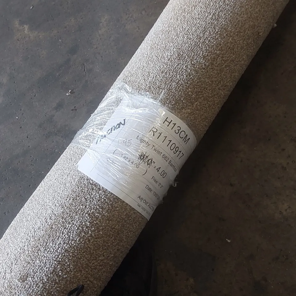 ROLL OF QUALITY MIGHTY TWIST BAMBOO CARPET - APPROXIMATELY 1.95 x 4m