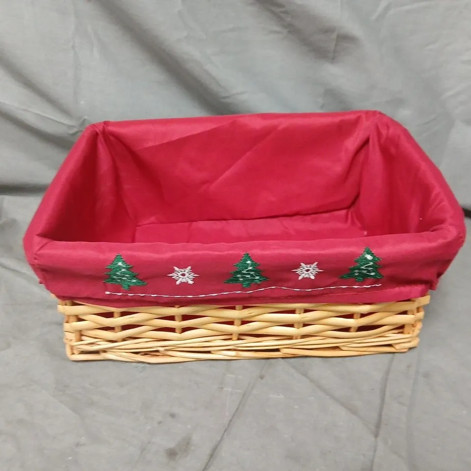 SET OF 2 CHRISTMAS WICKER BASKETS 
