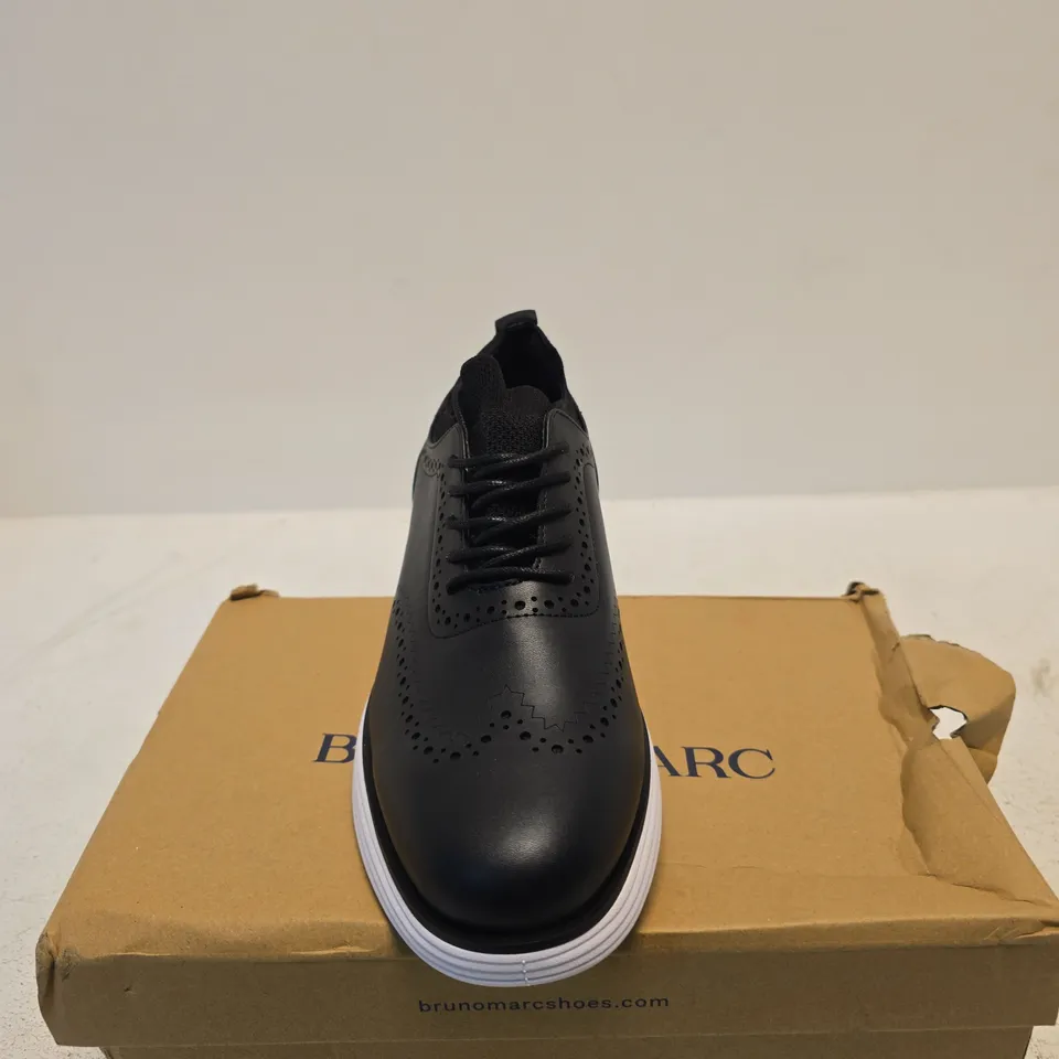 BRUNO MARC BLACK LEATHER BROGUE-STYLE SHOES, UK 8 (US 9, EUR 42)