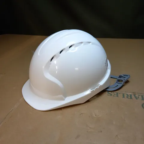 JSP MID PEAK VENTED WHITE SAFETY HELMET