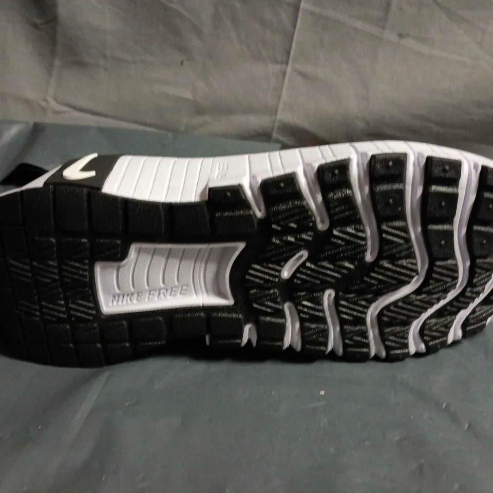 UNBOXED PAIR OF NIKE FREE RN RUNNING SHOES – UK SIZE 5.5