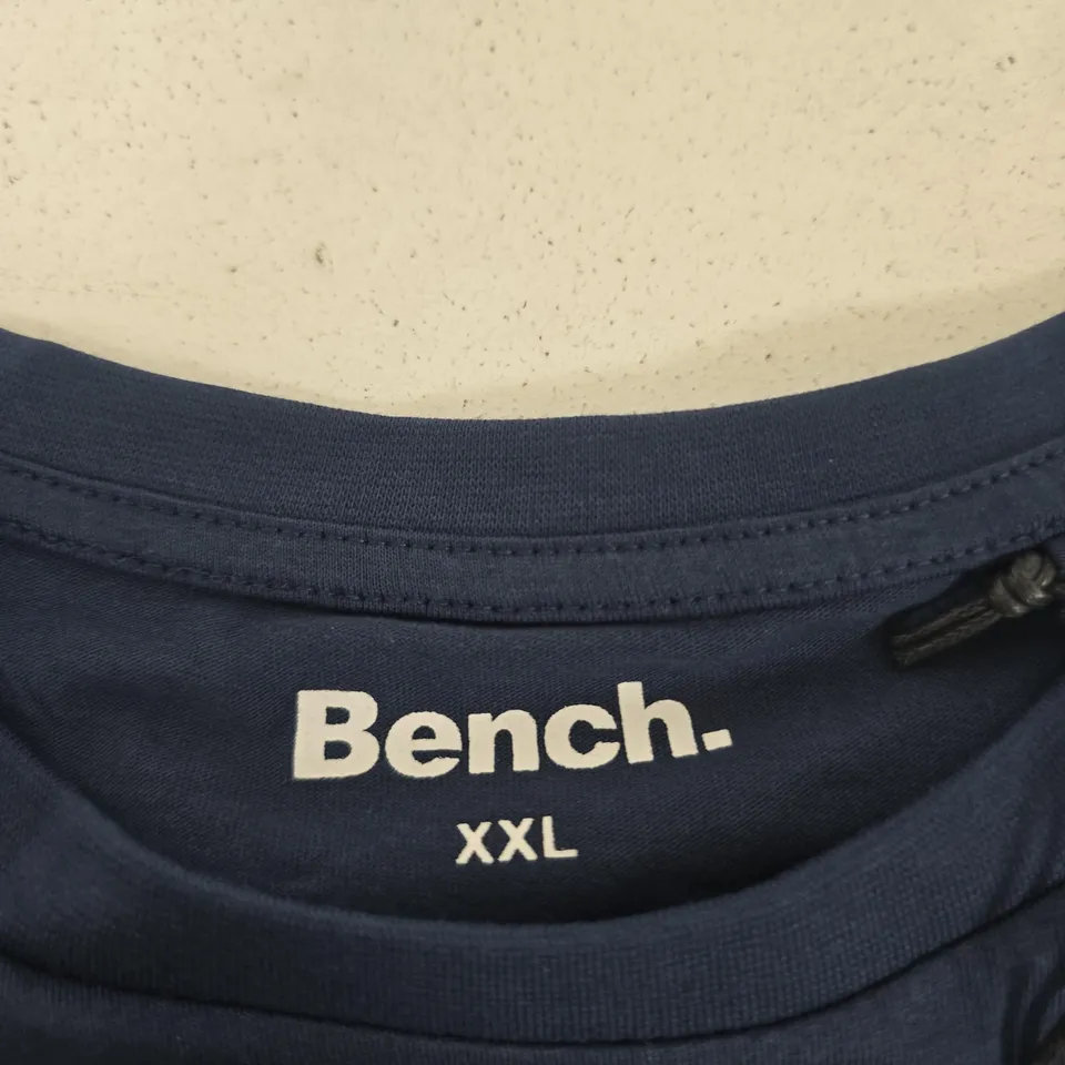 BENCH. NAVY T-SHIRT – MENS UK XXL (WITH TAGS)