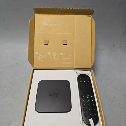 BOXED SKY STREAM
