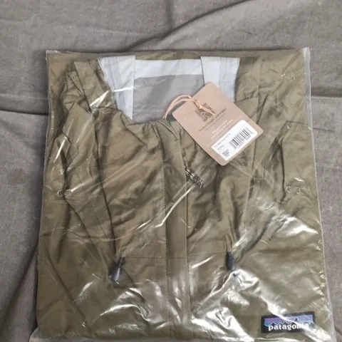 BAGGED PATAGONIA MEN'S TORRENTSHELL 3L RAIN JACKET – TENT GREEN, SIZE L