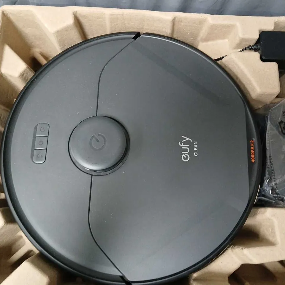 BOXED EUFY ELECTRONIC VACUUM CLEANER 