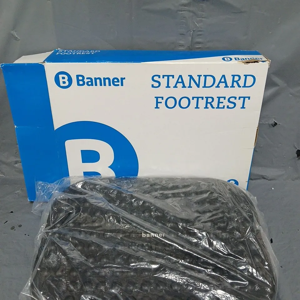 BOXED BANNER STANDARD FOOTREST 