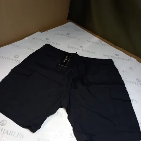 BRAVE SOUL BLACK CARGO SHORTS SIZE XL