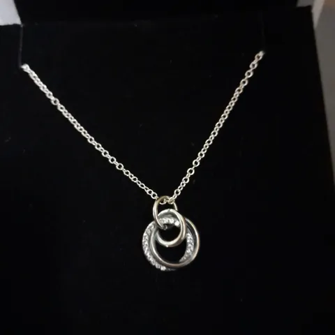 BOXED PANDORA NECKLACE WITH CIRCULAR PENDANT