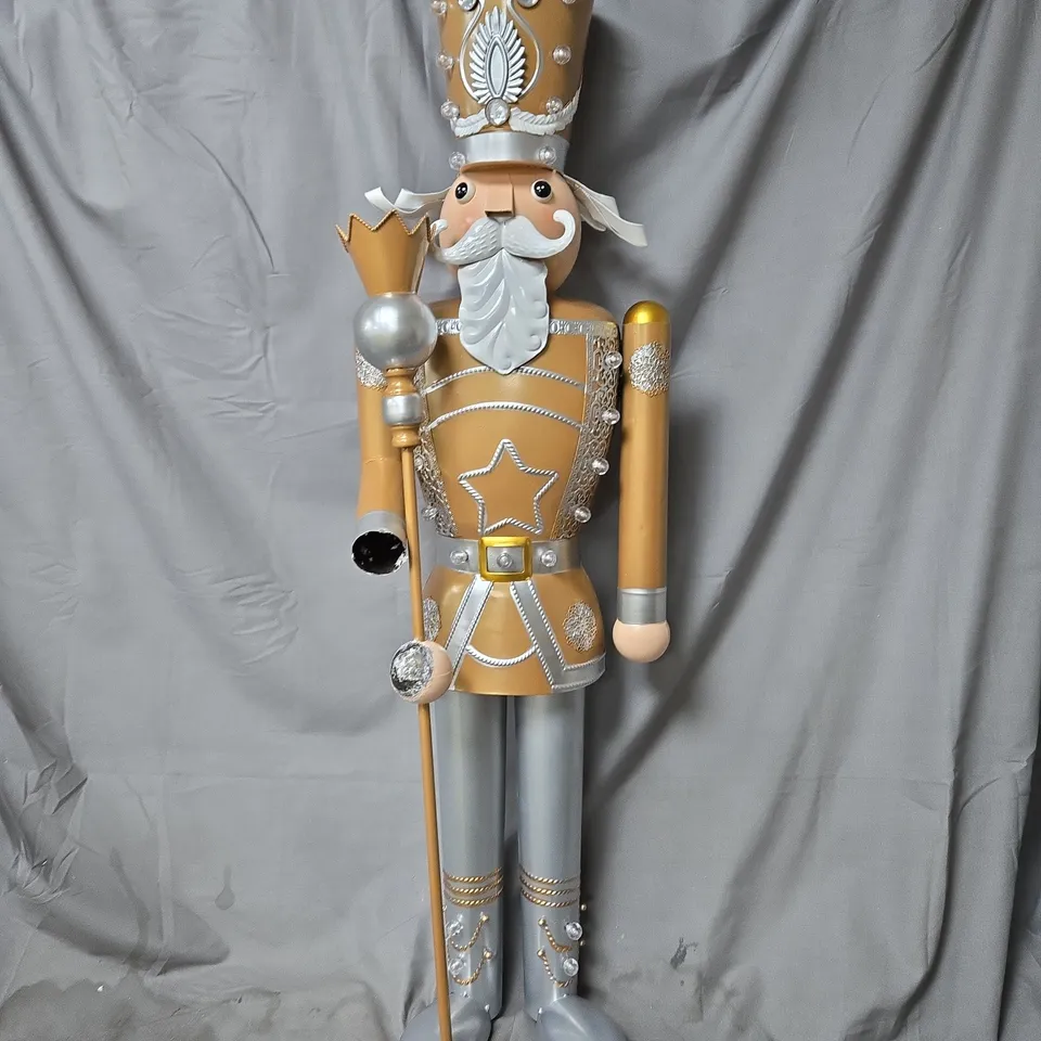 INLIT GIANT NUTCRACKER GOLD/SILVER - COLLECTION ONLY
