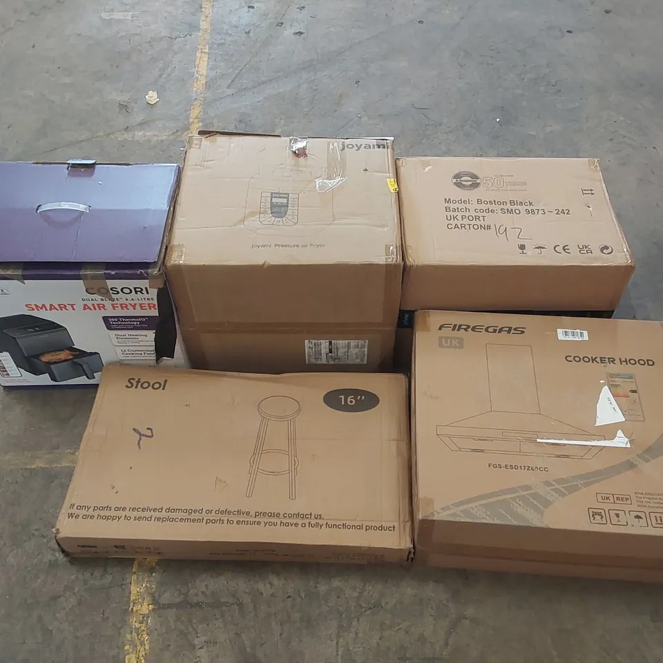 PALLET OF ASSORTED ITEMS INCLUDING: AIR FRYER, COOKER HOOD, STOOL, PRESSURE AIR FRYER ECT