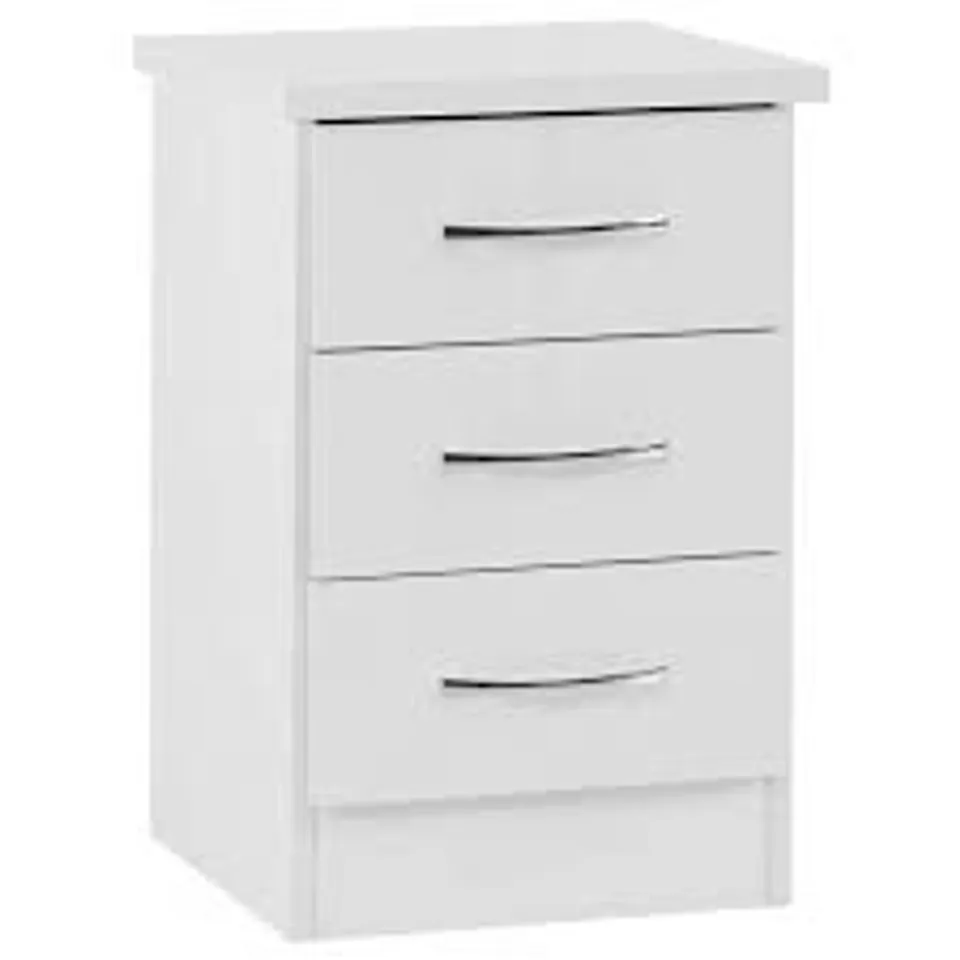 BOXED NEVADA 3 DRAWER BEDSIDE