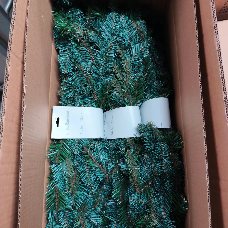 GISELA GRAHAM LONDON - 6 FT GREEN GARLAND – BOX OF 18PCS