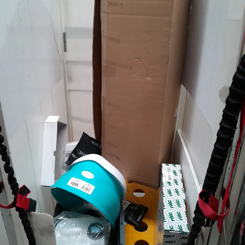 CAGE OF APPROX 10 ASSORTED ITEMS TO INCLUDE - GAS SHOCK ABSORBER , STEPONE BOXERS , PLAY-DOH BLUEY ETC - COLLECTION ONLY