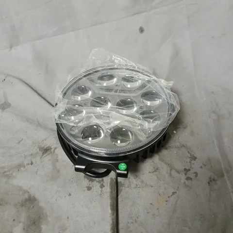 LED VEHICLE LIGHT 7 INCH 