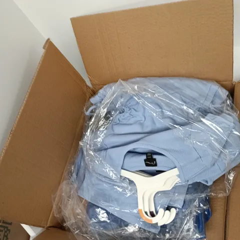 BOX OF APPROXIMATELY 6 ART CLASS DRESSES IN ASSORTED SIZES