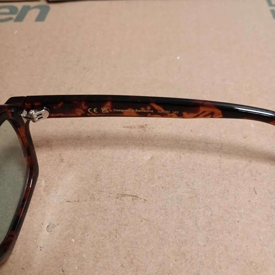 MELLER TORTOISESHELL EYEGLASSES – ADL-TIGBLUE, DESIGNED IN BARCELONA